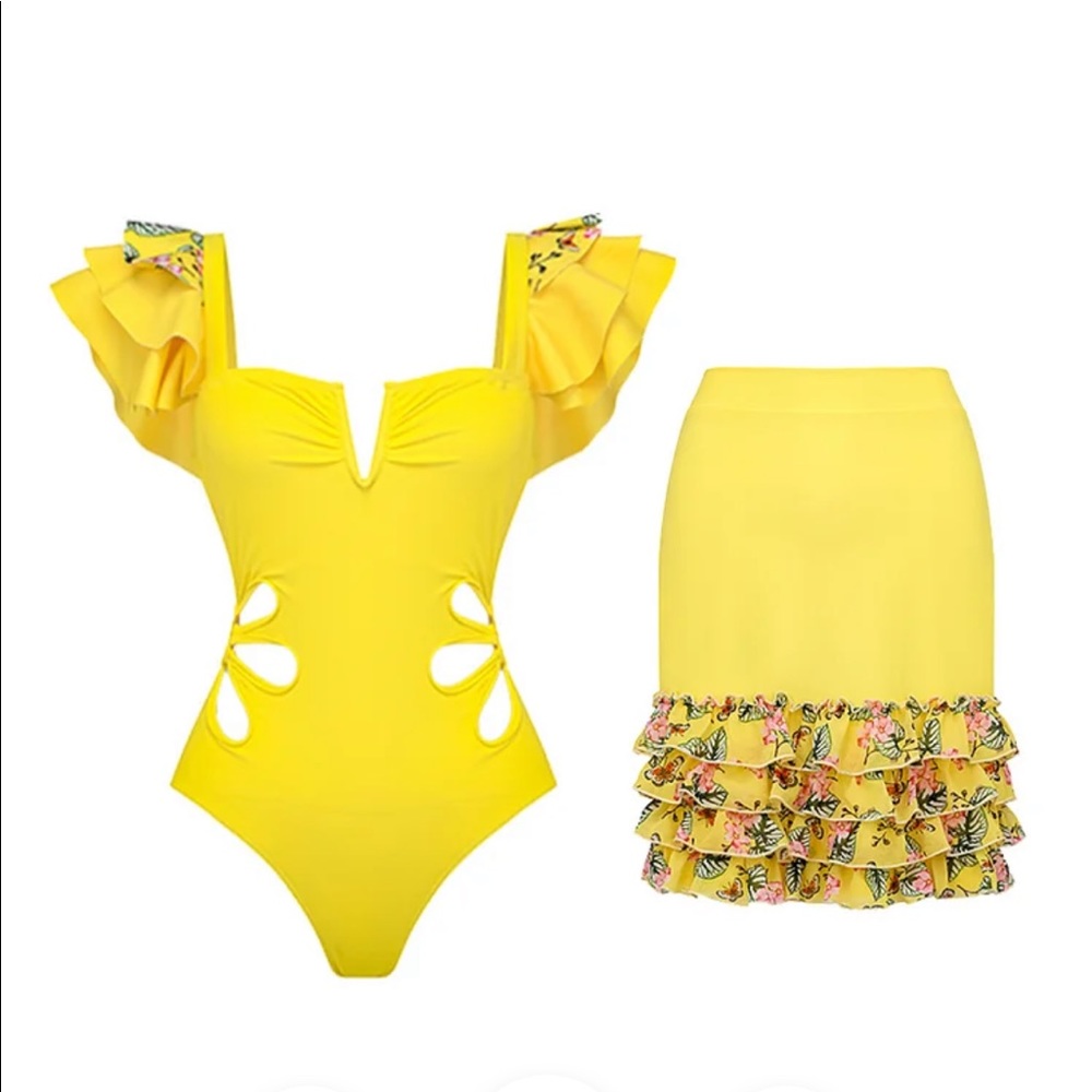 Trendy Yellow Floral Cutout Bathing Suit Set